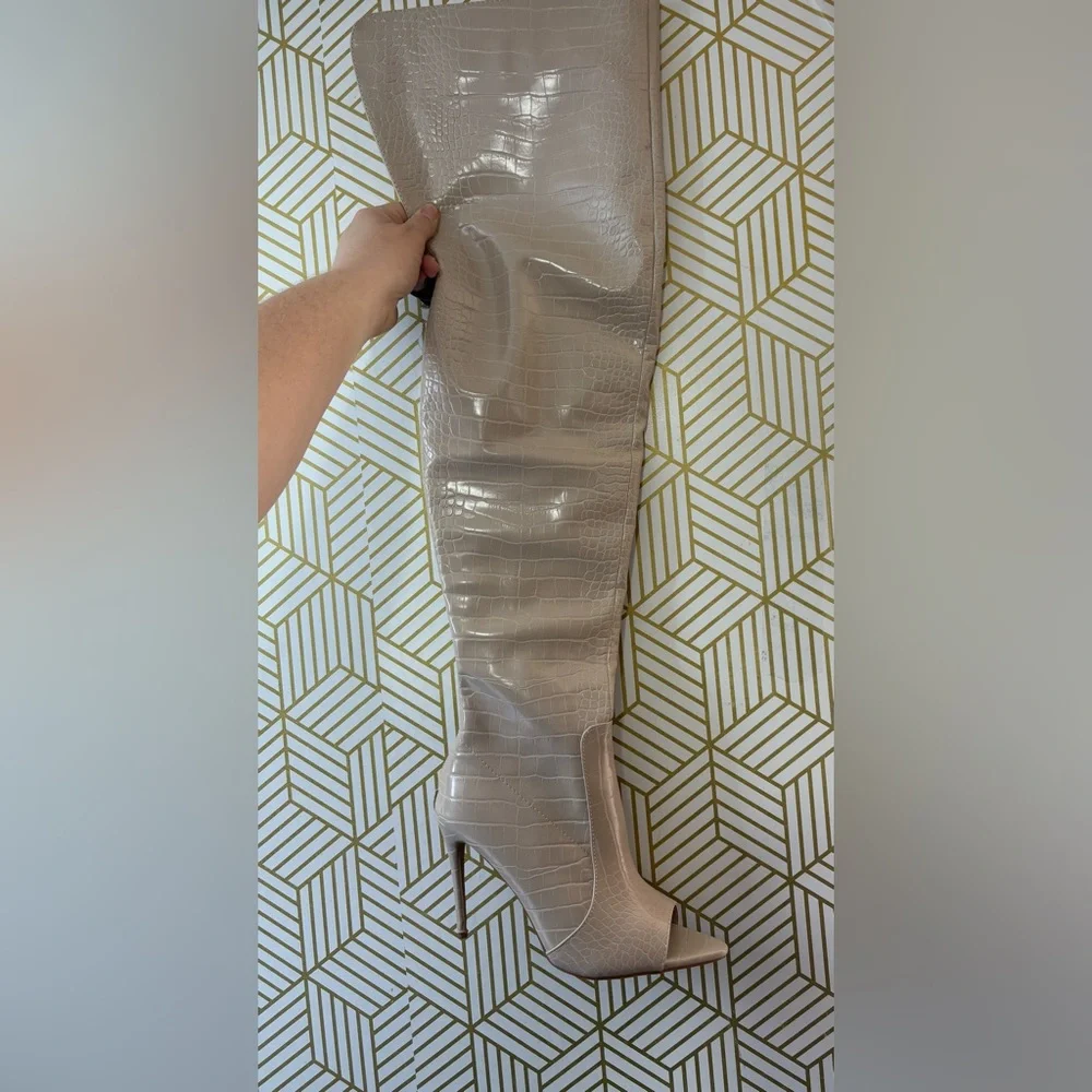 Cape Robbin Cream Over-the-Knee heeled Boots size 8 - Picture 5 of 13